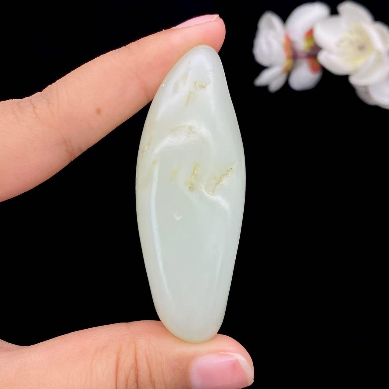 和田玉青白玉籽料（89.3g）