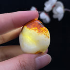 【超值推荐】 和田玉红皮籽料（15.3g）