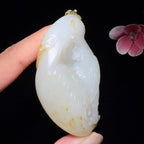 和田玉籽料雄鸡手把件（141.3g）