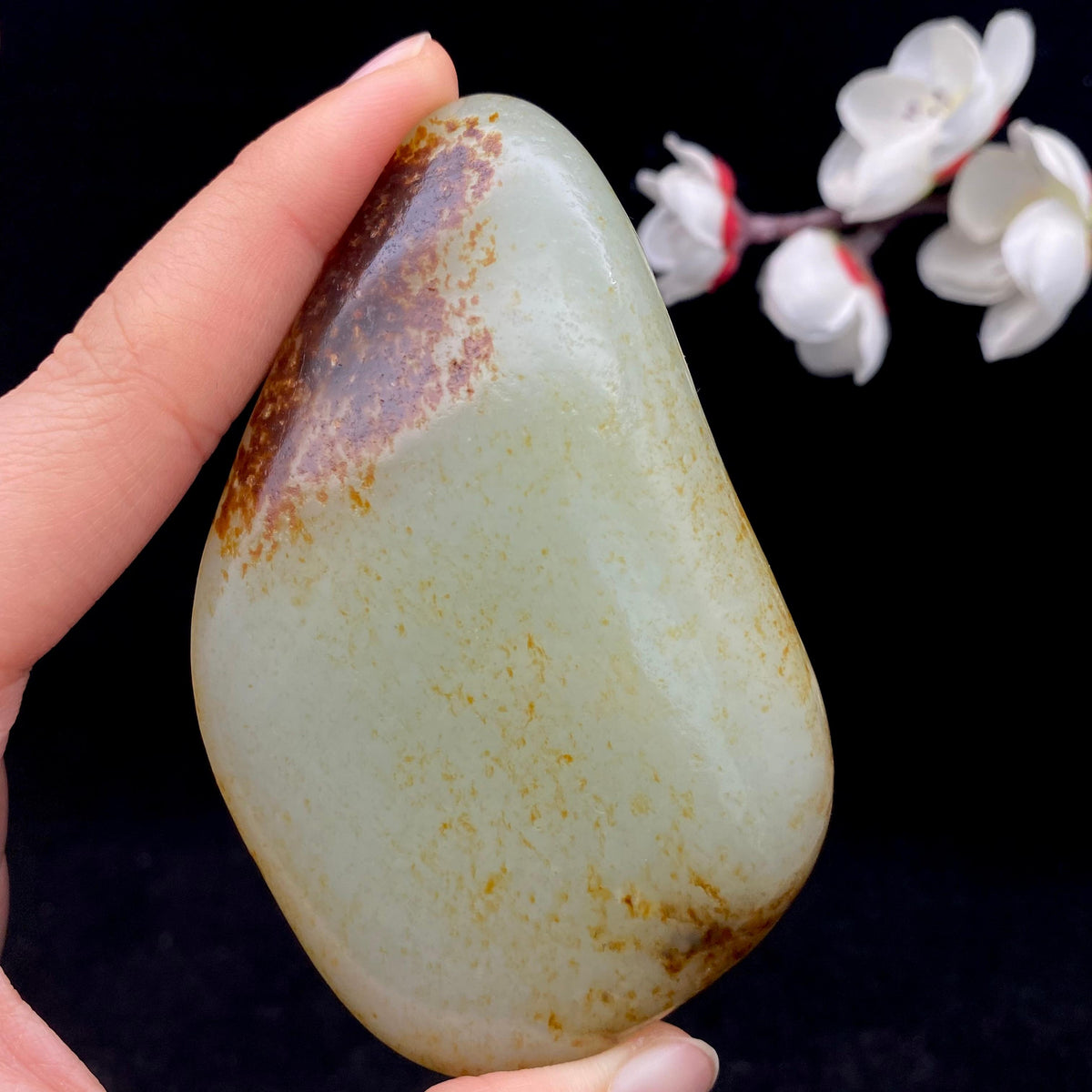 和田玉聚黄皮籽料手把件（148.2g）