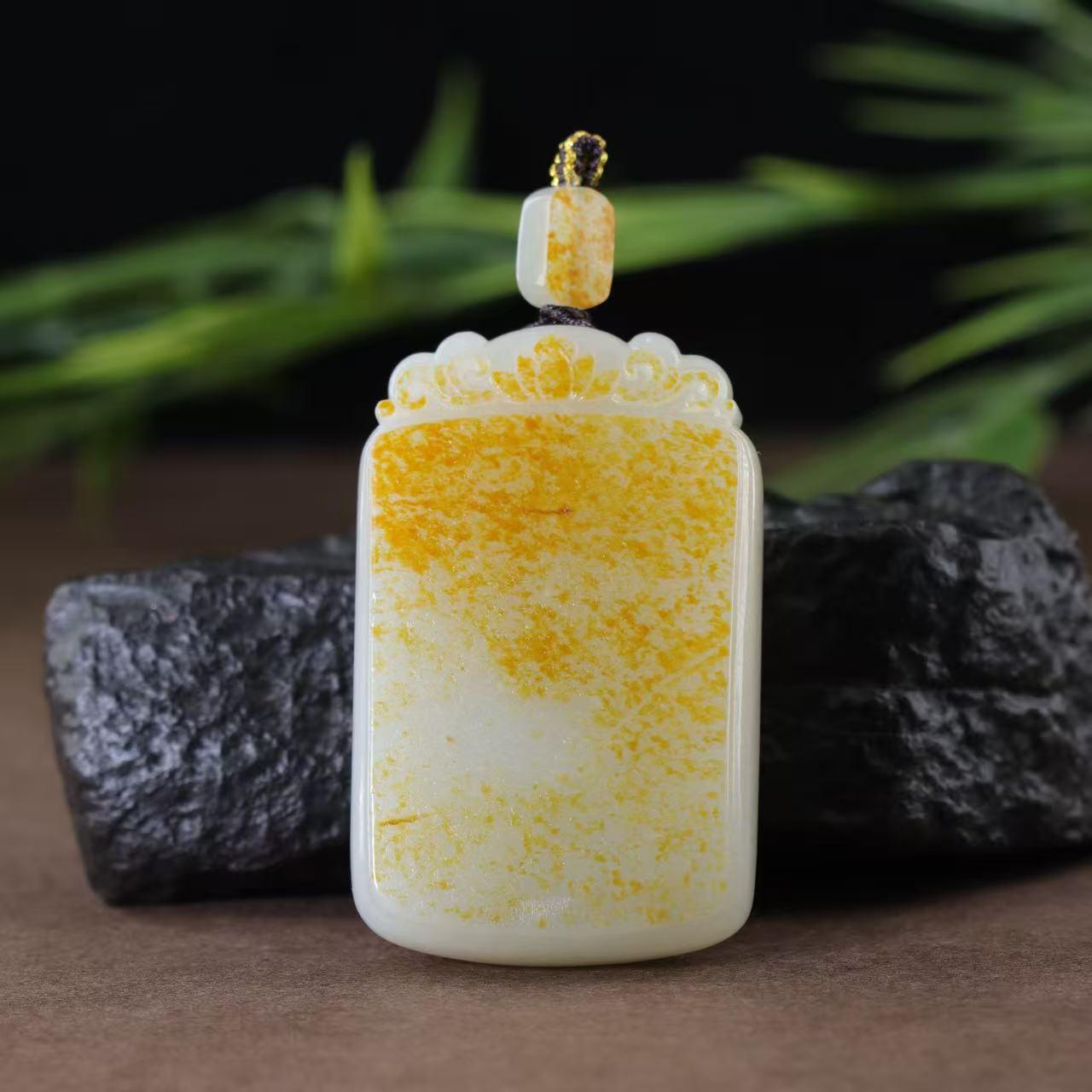 和田玉白玉洒金皮无事牌（73g）