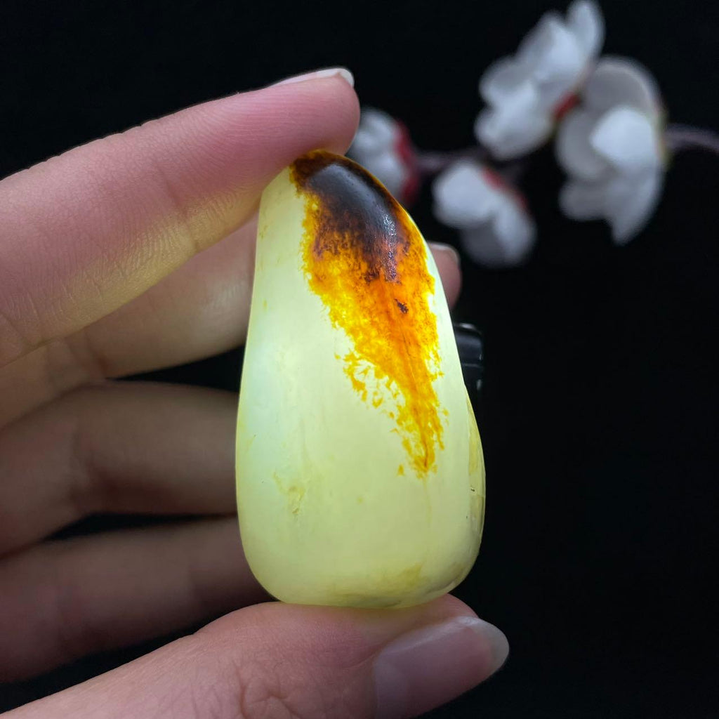 和田玉聚红皮青花籽料（31.7g）