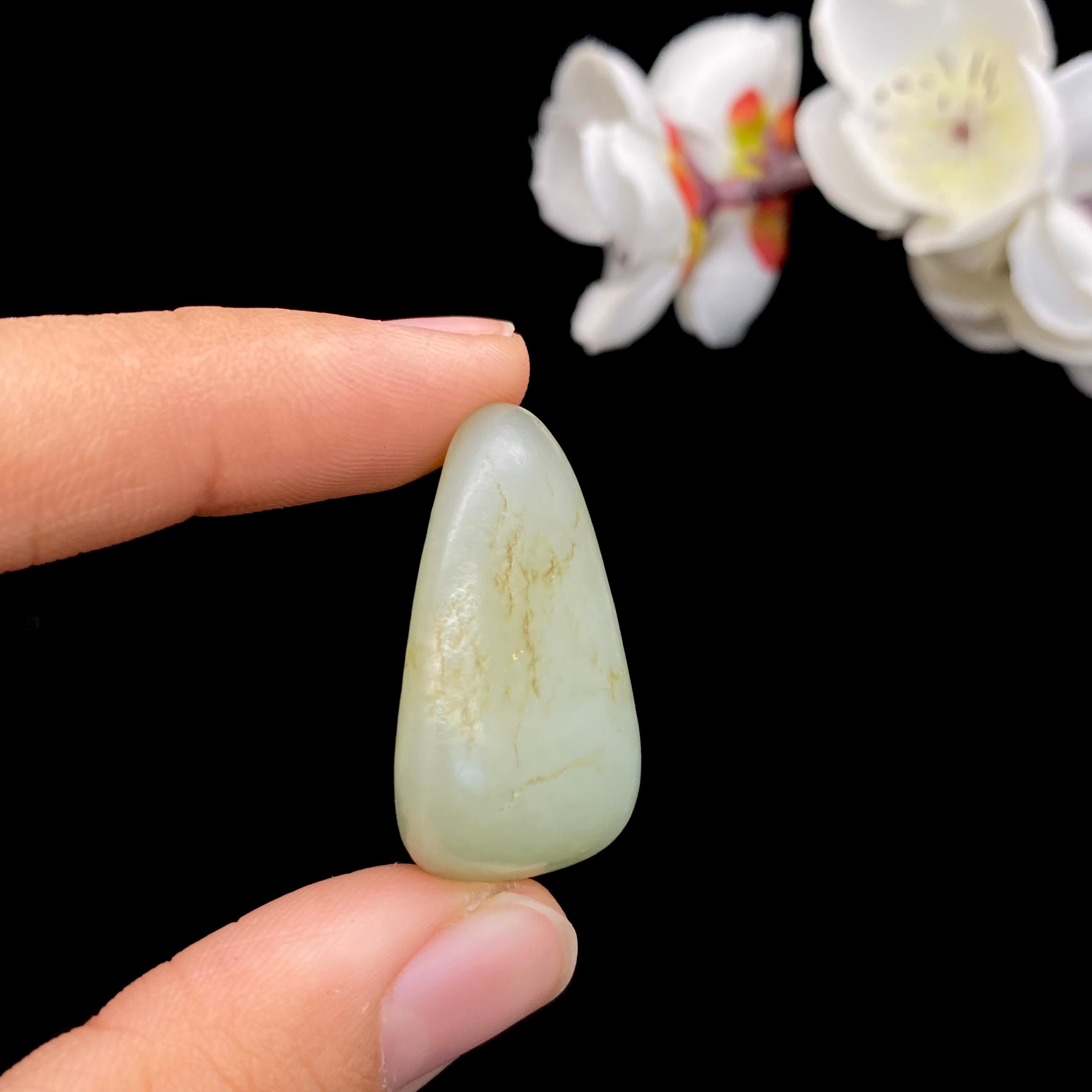 【超值推荐】和田玉黄皮籽料吊坠籽（16.3g）