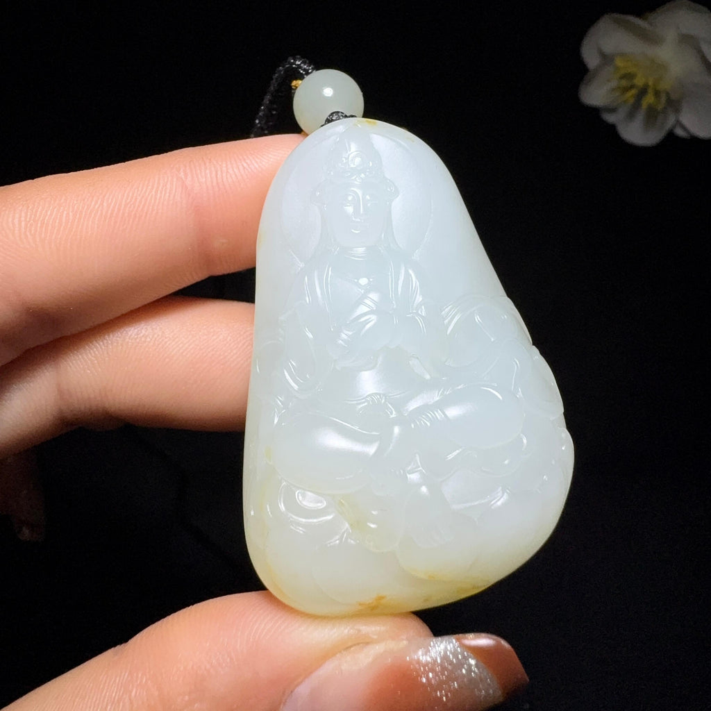 和田玉籽料观音挂件（50.2g）