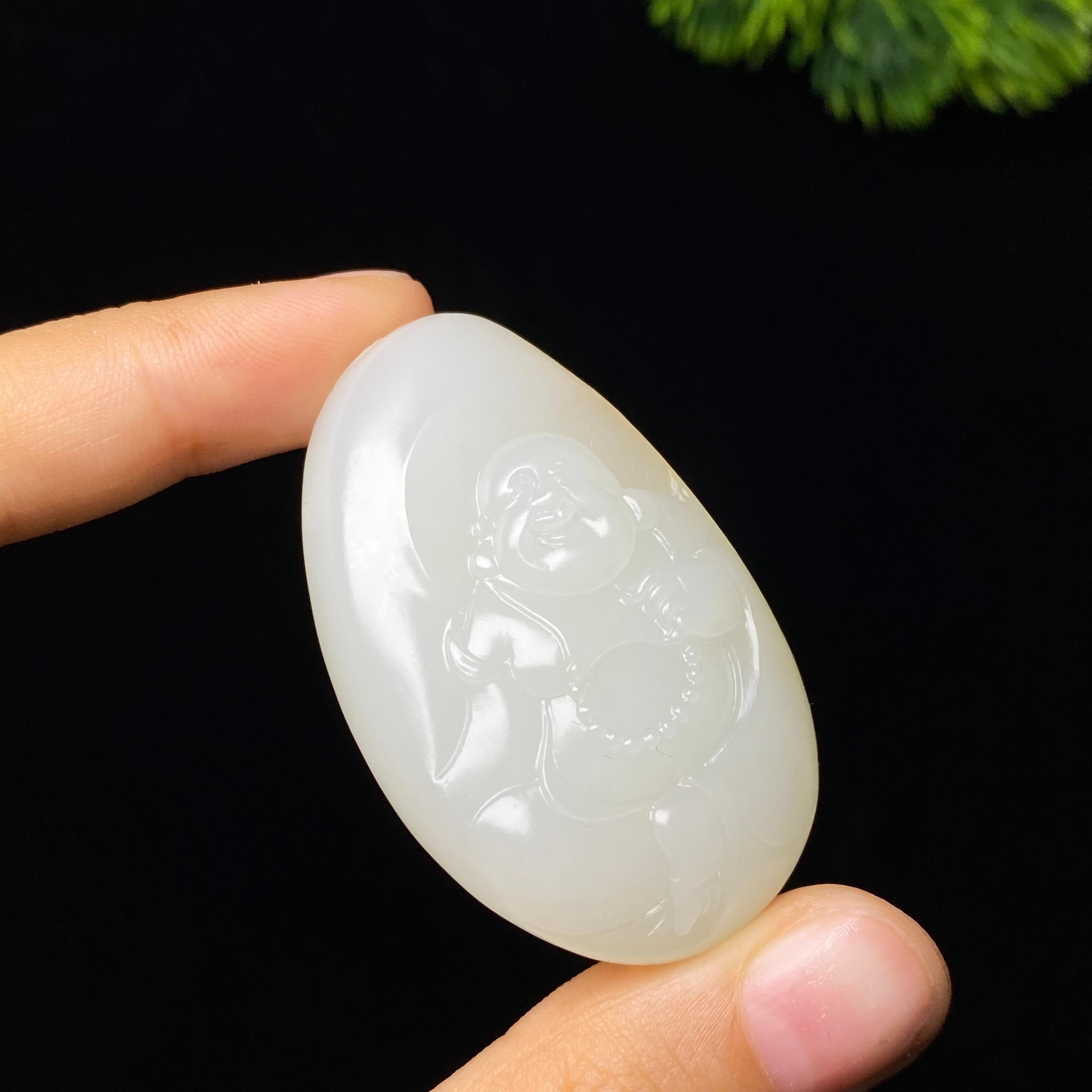 和田玉籽料佛公（42.9g）