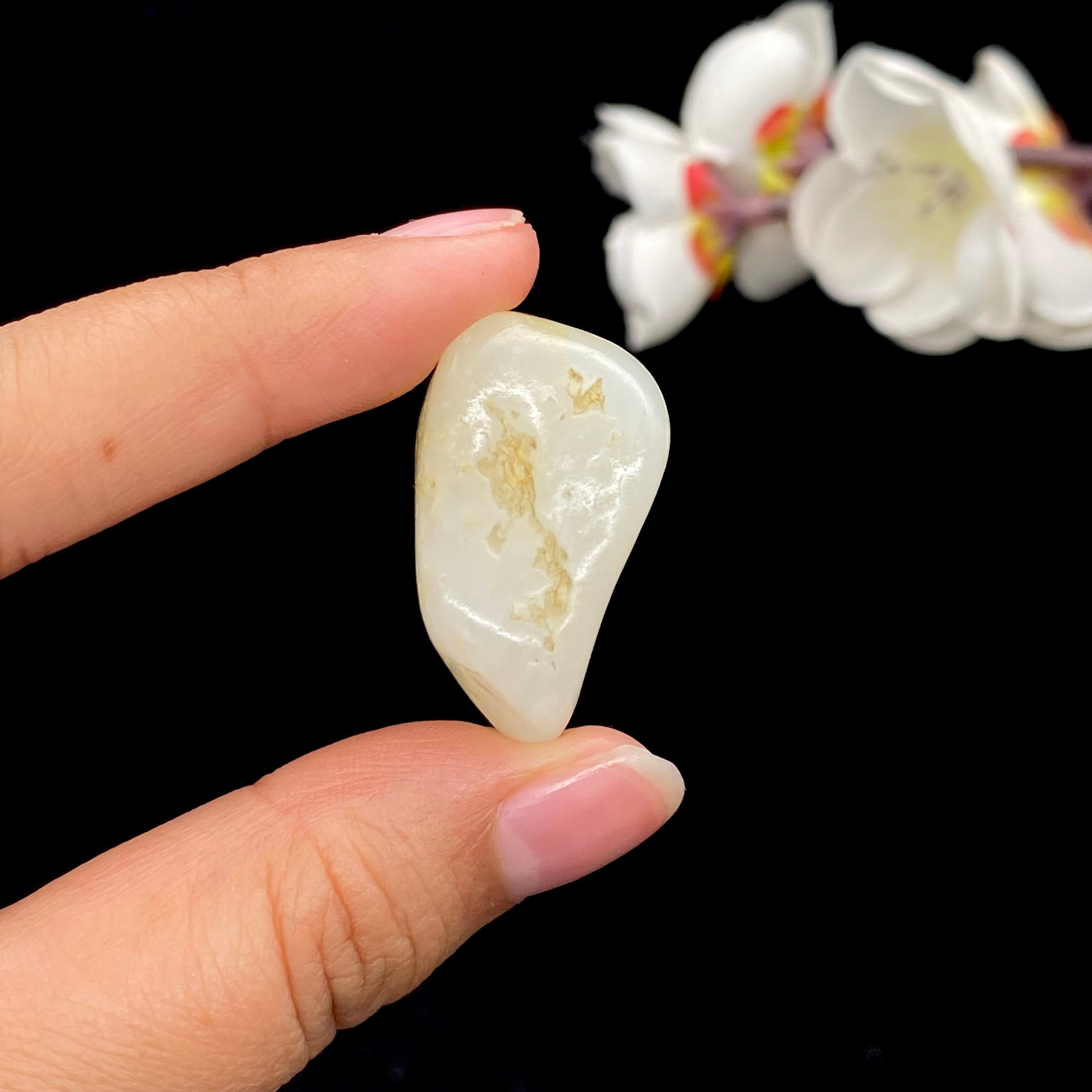 【超值推荐】和田玉洒金皮籽料挂件（20.7g）