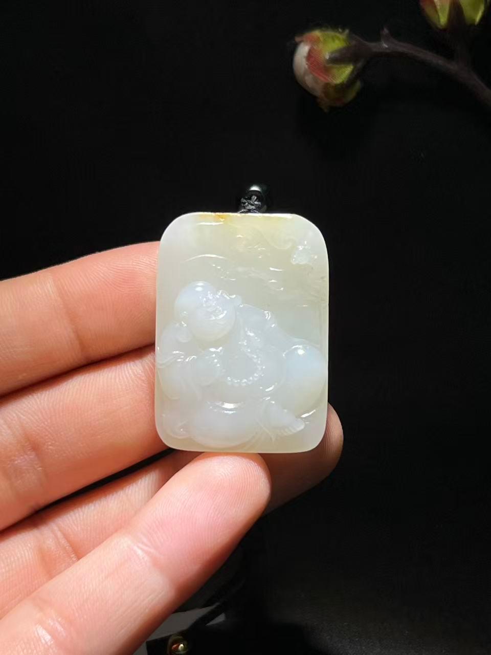和田玉籽料弥勒佛方牌（22.3g）