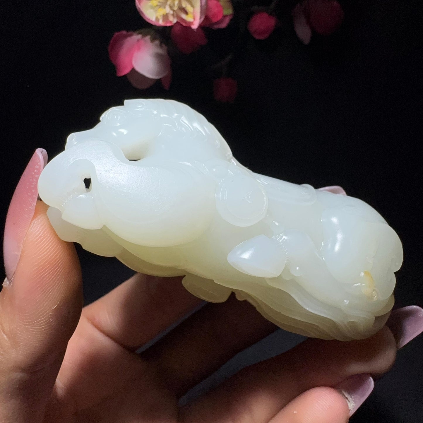 和田玉籽料手把件马到功成（114.4g）