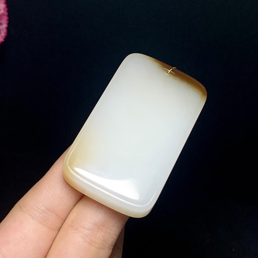 高品质和田羊脂糖白玉无事牌（50.6g）