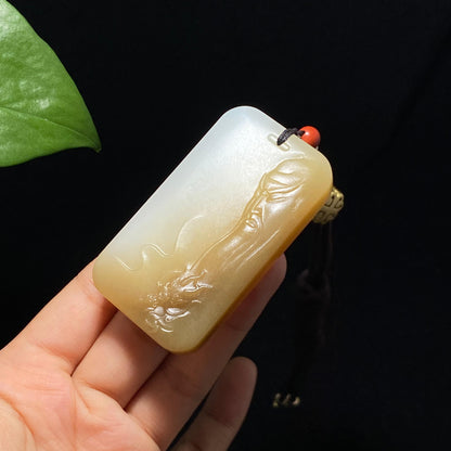 收藏级新疆且末糖白玉关公挂件（78.0g）