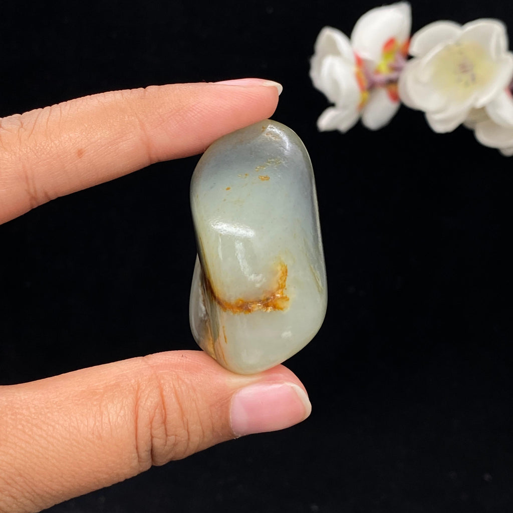 和田玉青花带洒金皮籽料（42.3g）