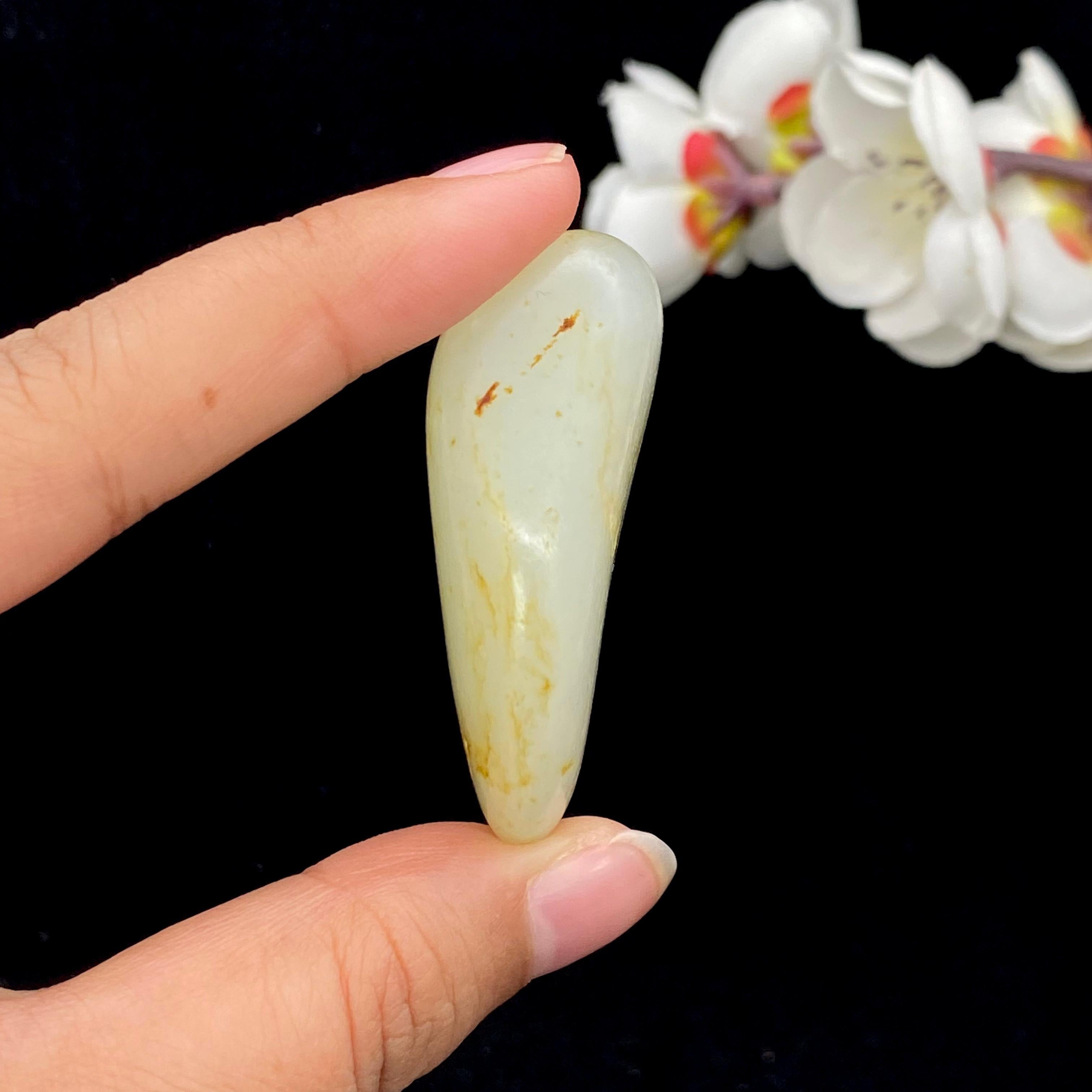 和田玉洒金皮籽料挂件（40.9g）