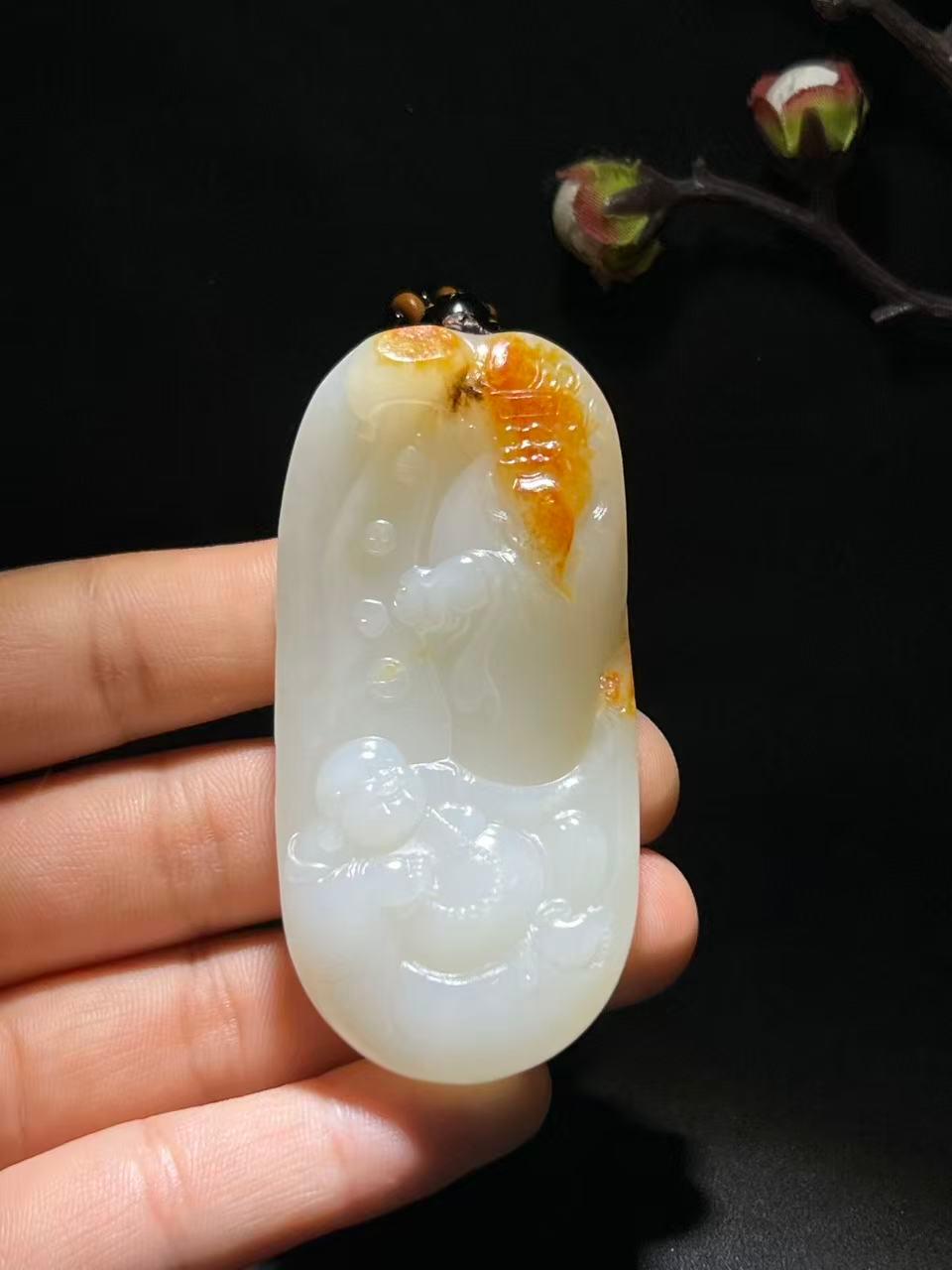 和田玉籽料财神佛（73.4g）