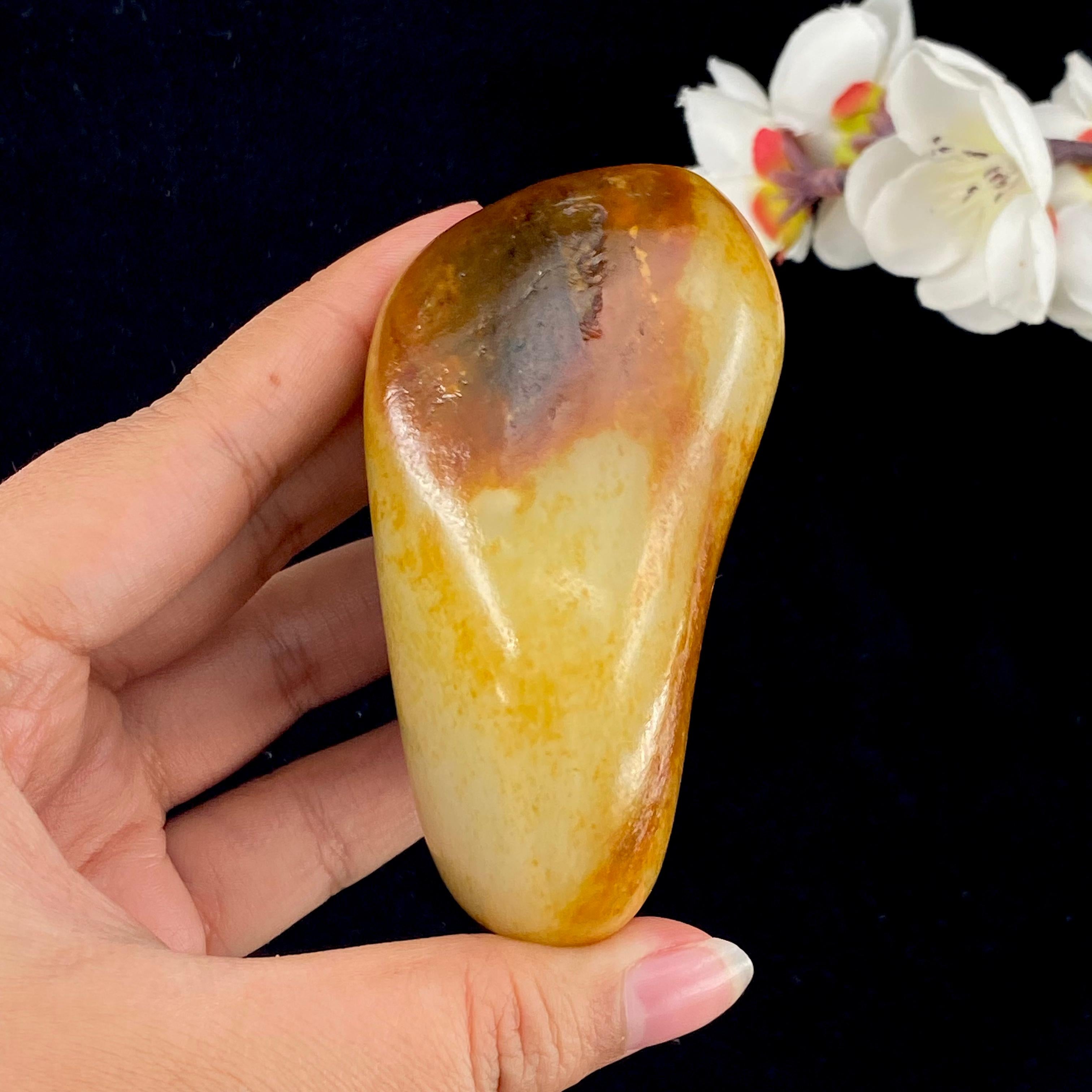 和田玉聚红皮籽料（316.6g）