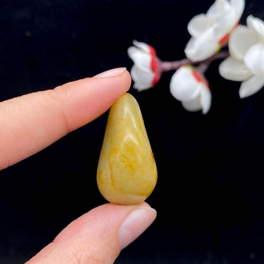 【超值推荐】和田玉黄皮籽料原石（14.3g）