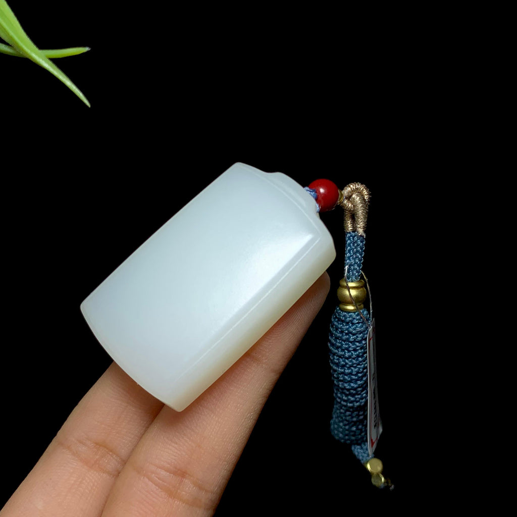 和田山料羊脂白玉无事牌（36.6g）