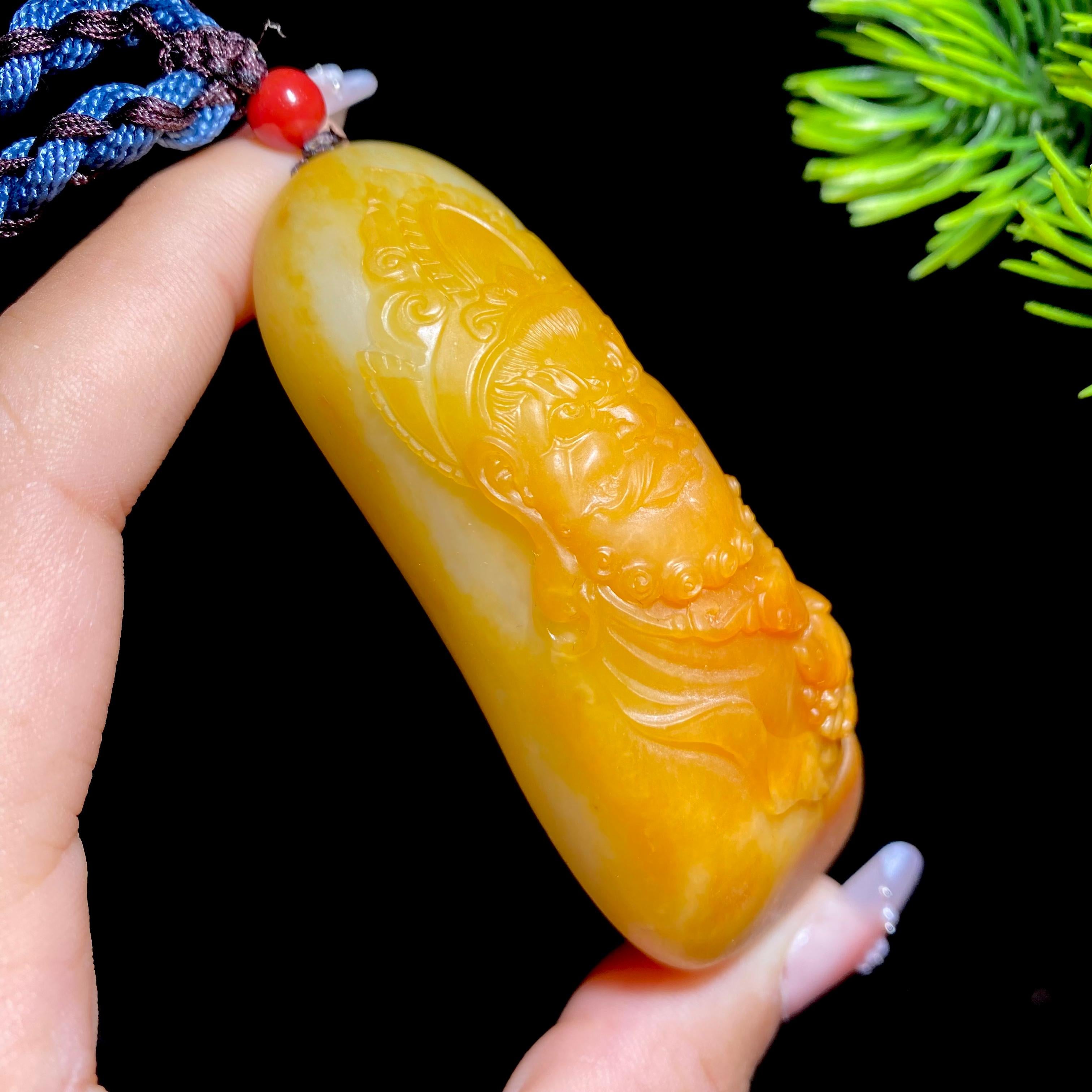 和田玉籽料黄财神（111.1g）