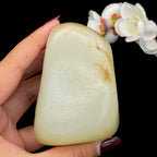 和田玉聚红皮籽料原石（357.1g）