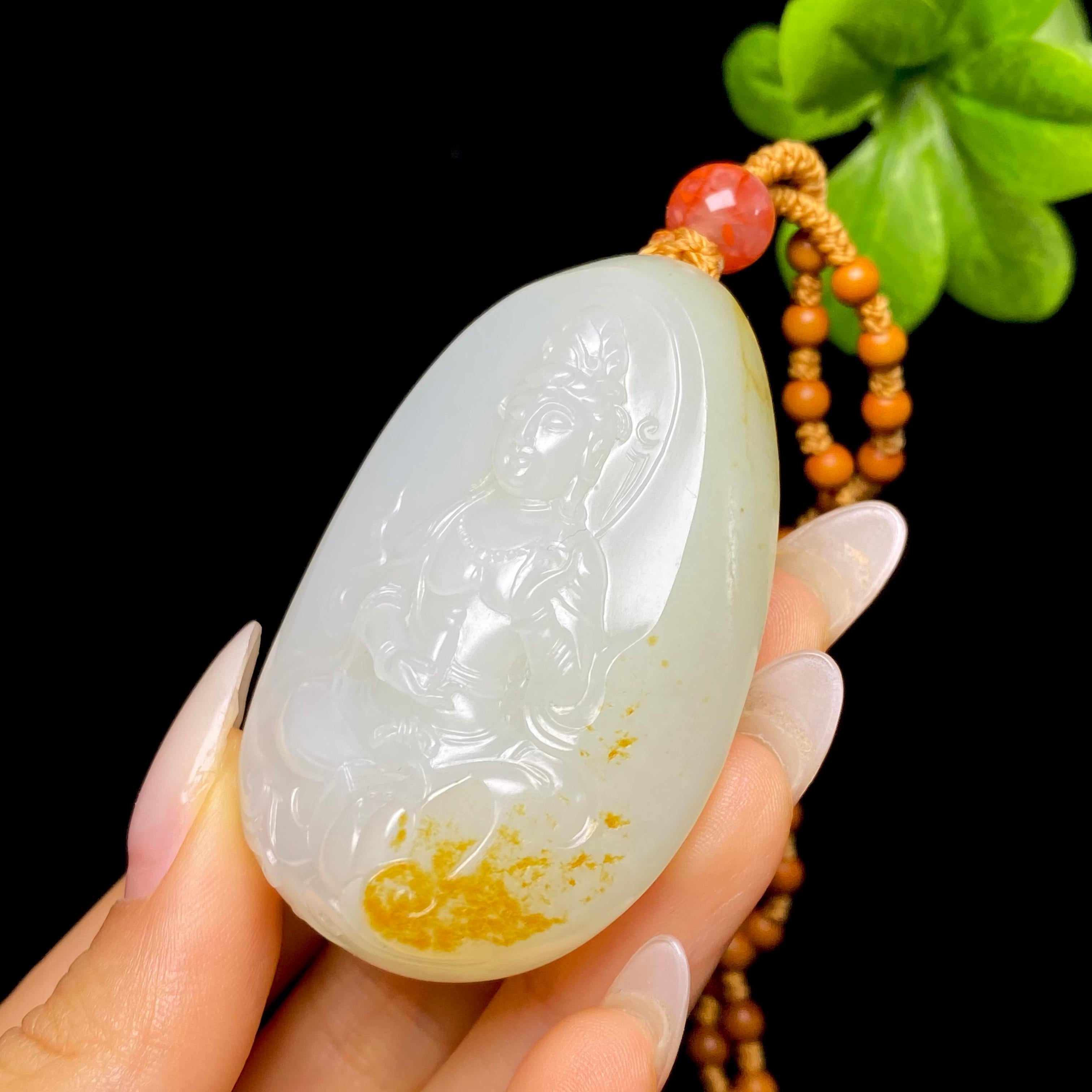 和田玉籽料观音HZ2606290082（67.5g）