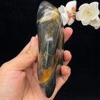 和田玉青花带黄皮籽料摆件（574.1g）