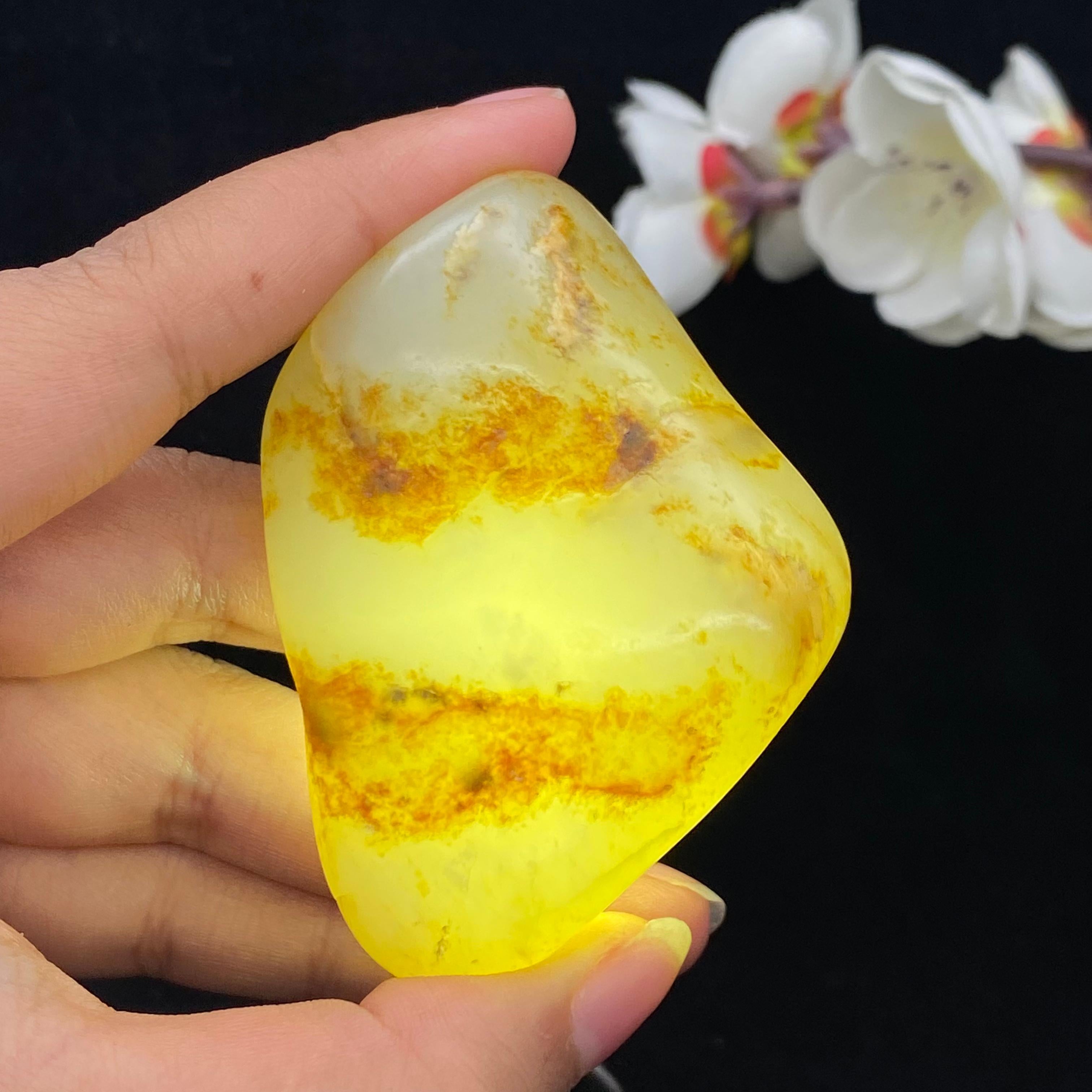 和田玉洒金皮籽料手把件（122.4g）