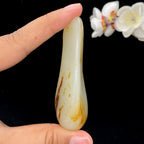 和田玉洒红皮籽料手把件（66.4g）