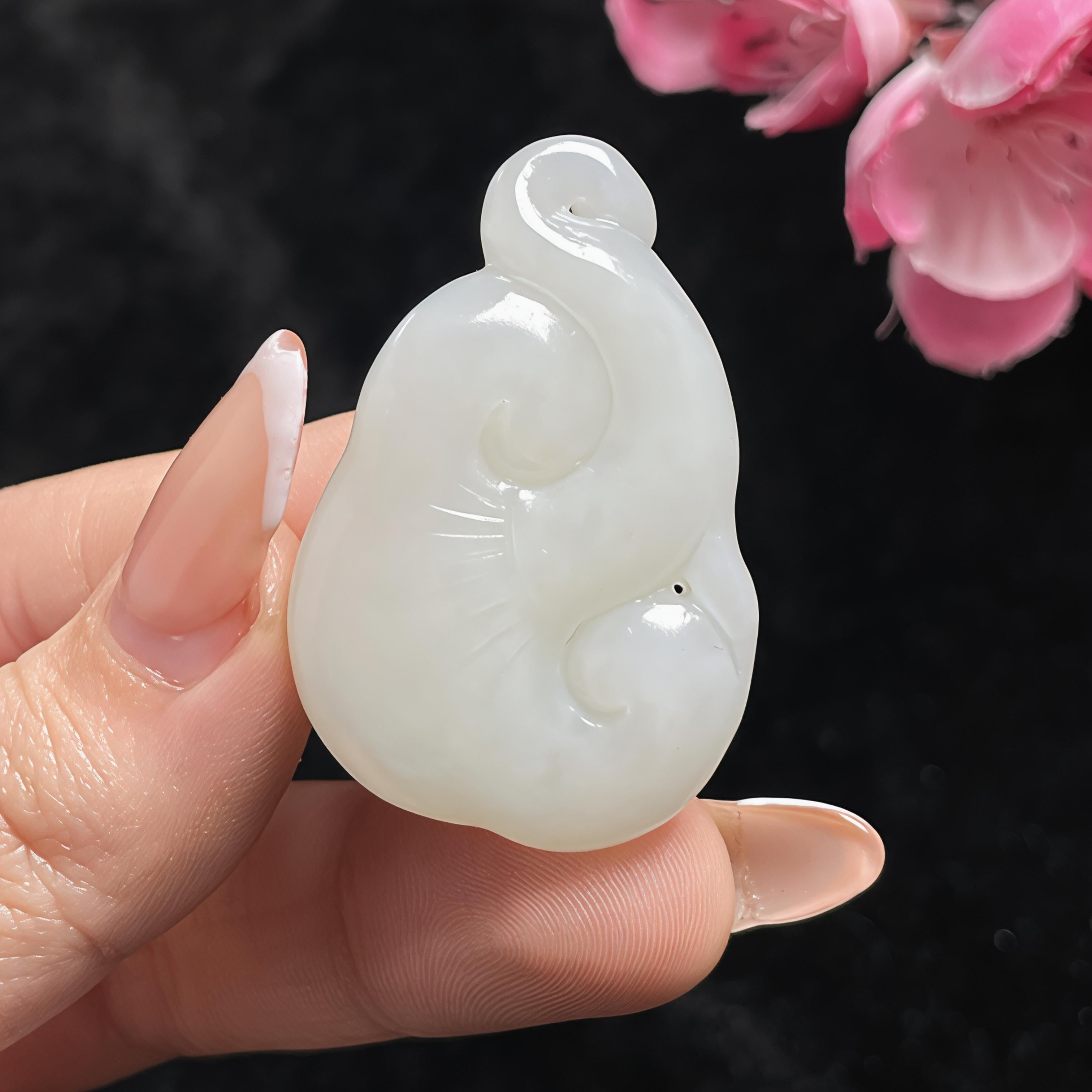 和田玉羊脂白玉如意挂件（17.2g）