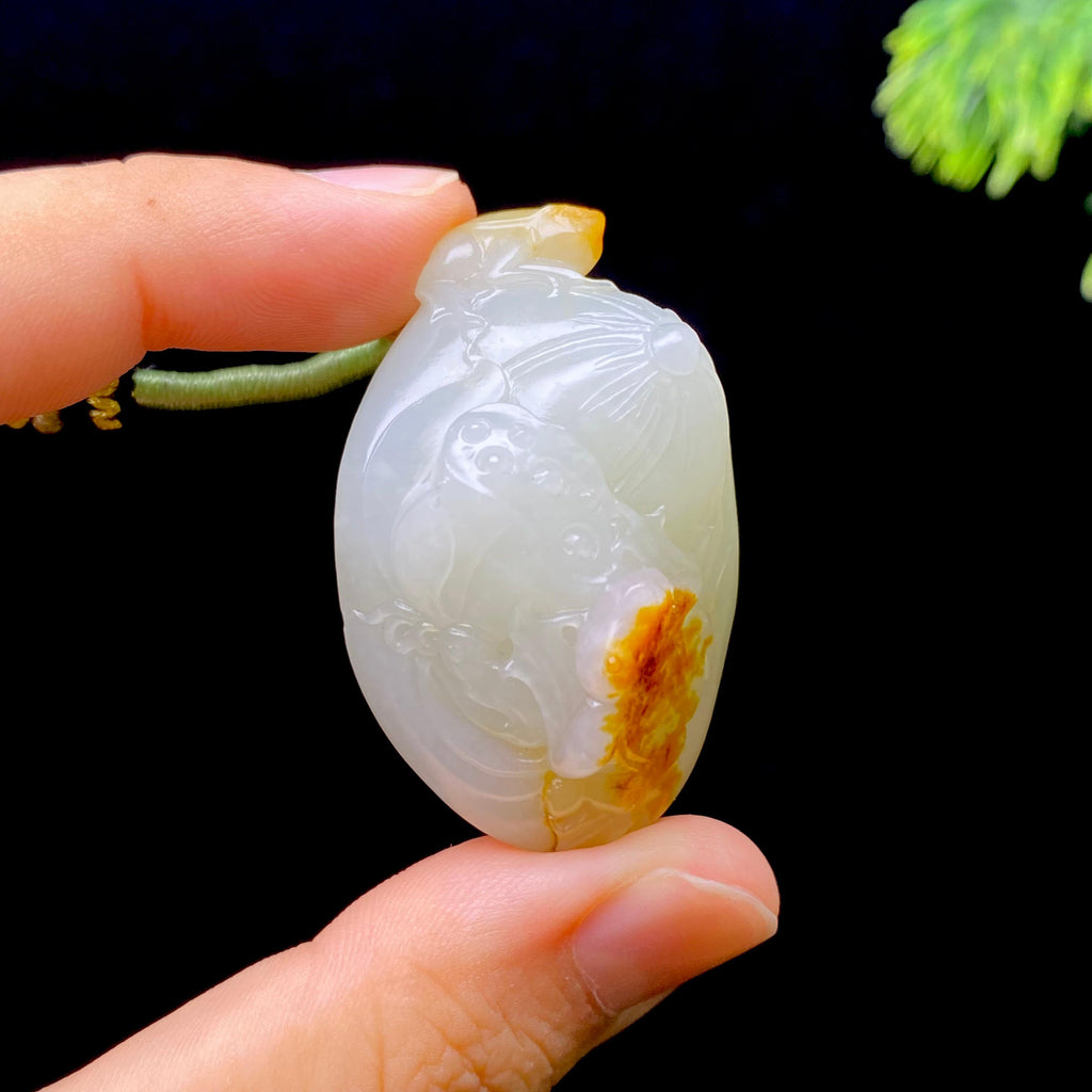 和田玉籽料莲蓬（27.5g）