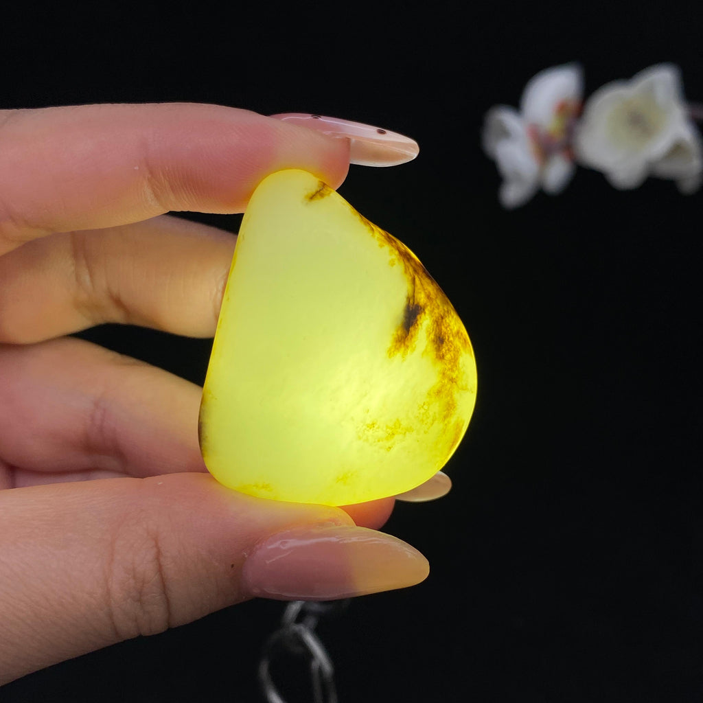 和田玉秋梨皮籽料挂件（28.3g）