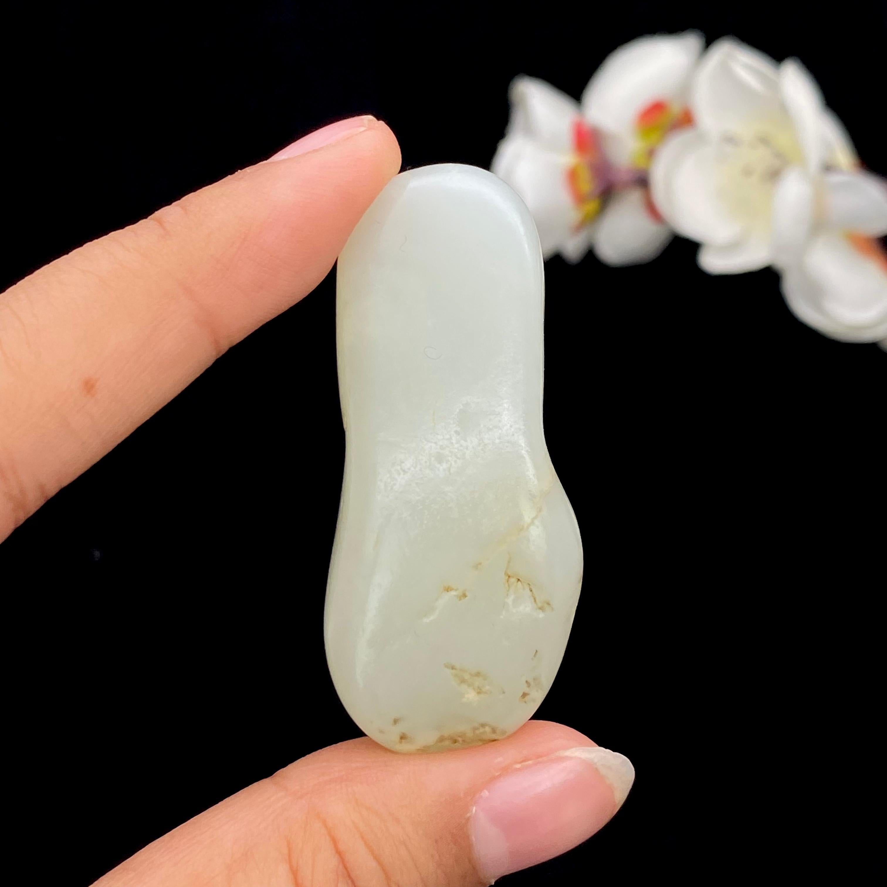 和田玉黄皮籽料原石（30.5g）