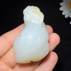 和田玉籽料手把件貔貅（76.2g）