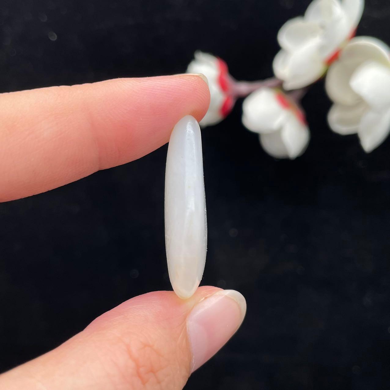 和田玉白玉籽料（9.1g）