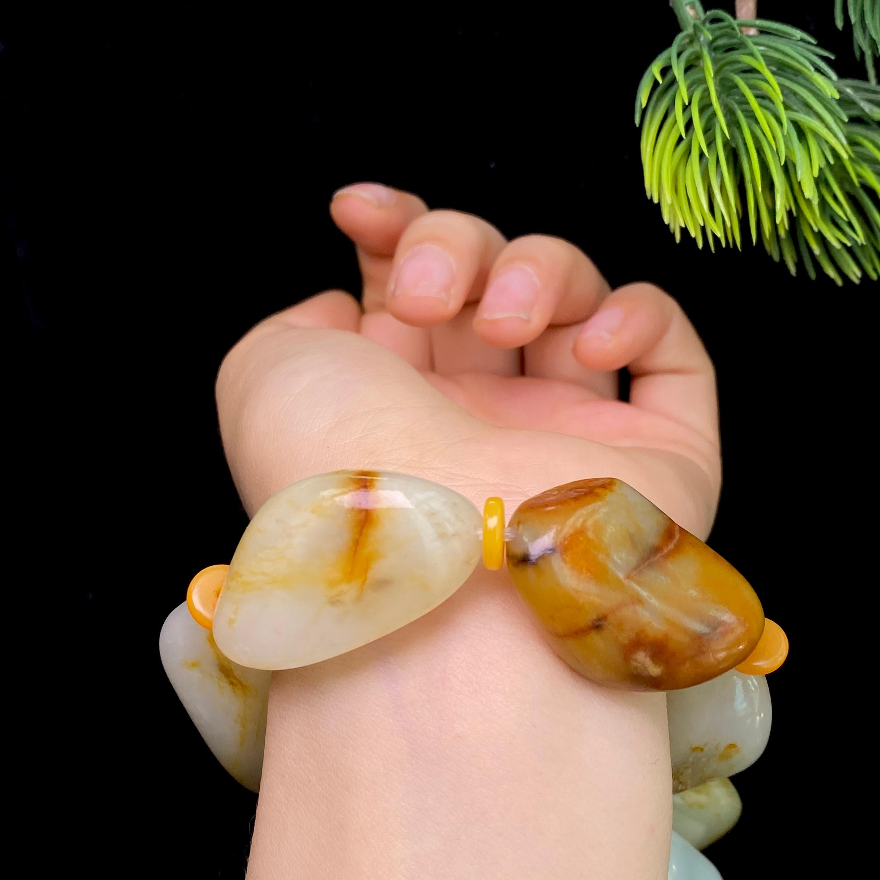 和田玉洒金皮白肉籽料手串（116.2g）