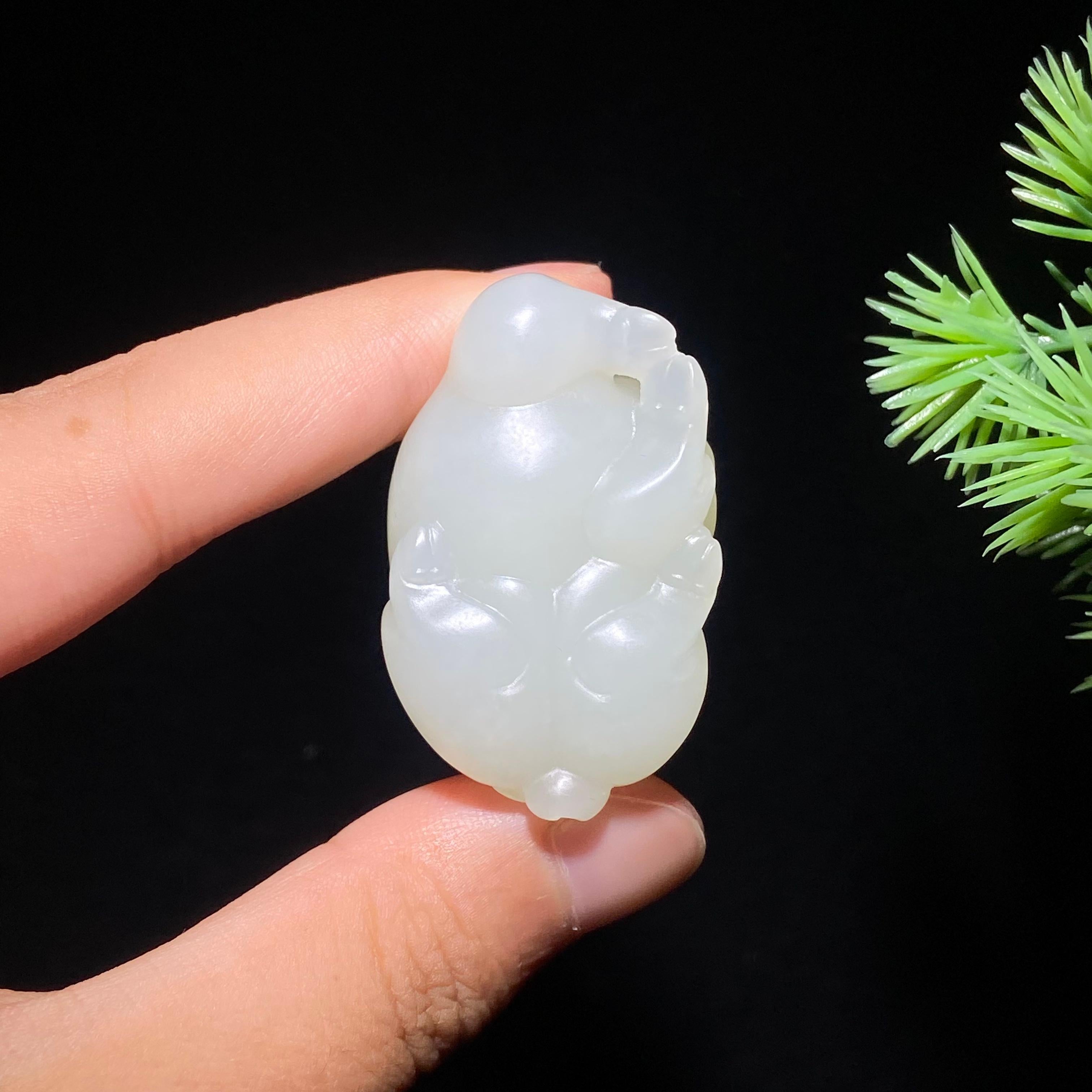 和田玉籽料生肖猪挂件（26.9g）