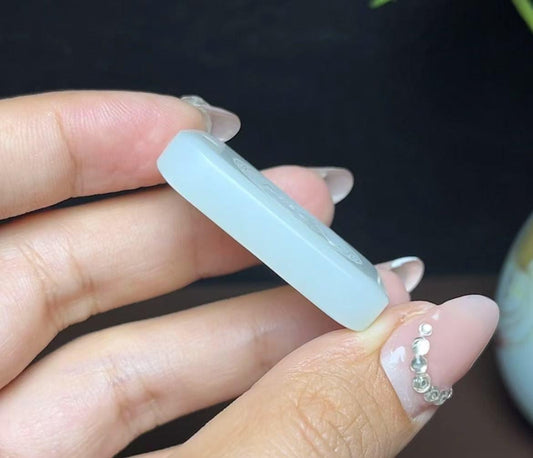 和田羊脂玉龙凤牌（18.3g）