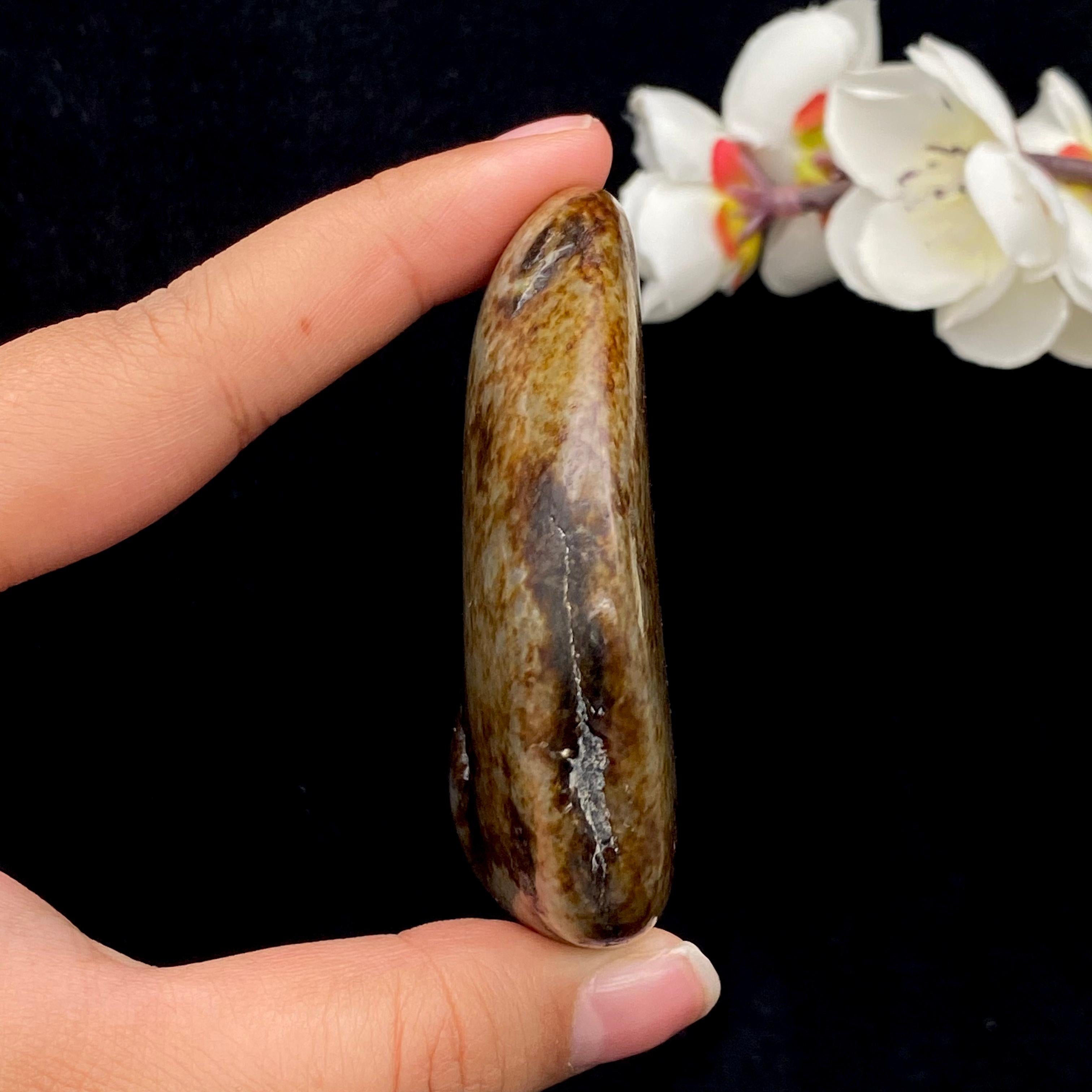 和田玉秋梨皮籽料（122.1g）