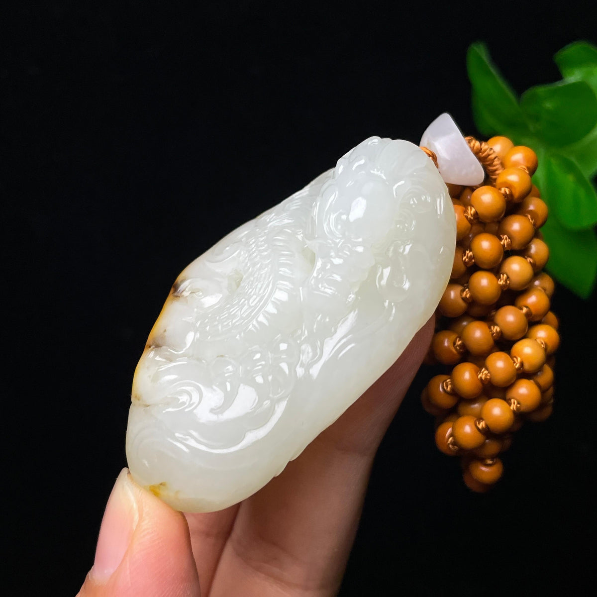 和田玉籽料龙行天下（75.3g）