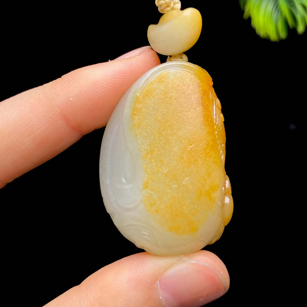 和田玉籽料龙行天下（43.4g）