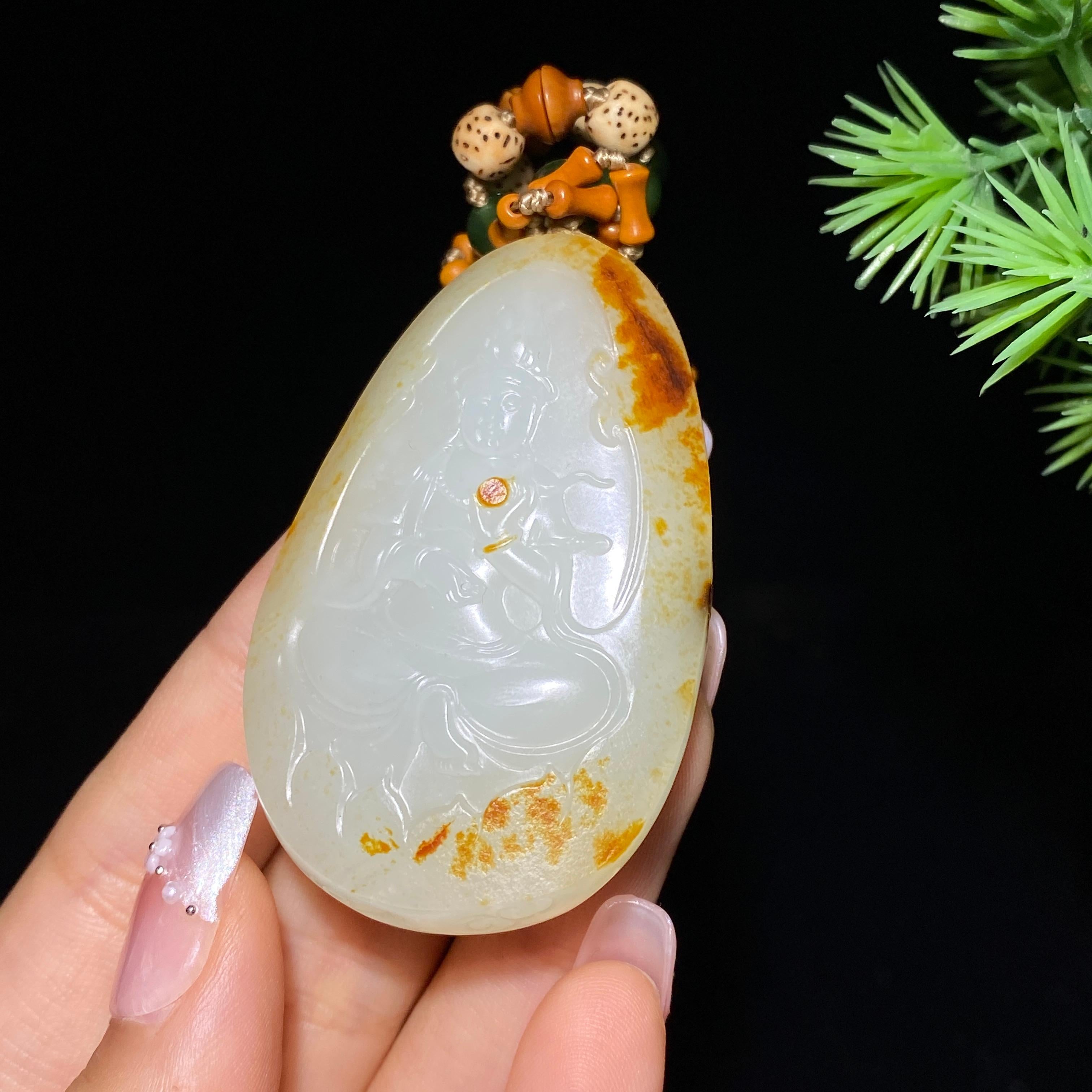 和田玉籽料观音（34.9g）