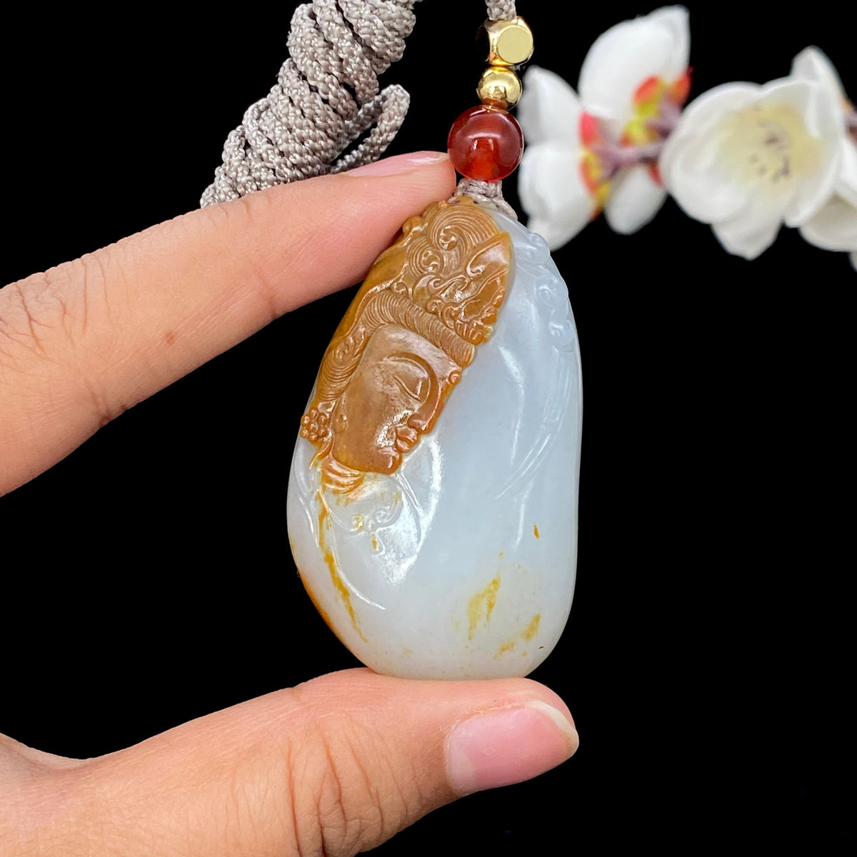 和田玉籽料【观音】挂件（46.5g）