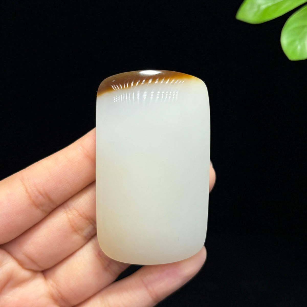 和田山料羊脂糖白玉无事牌（64.0g）