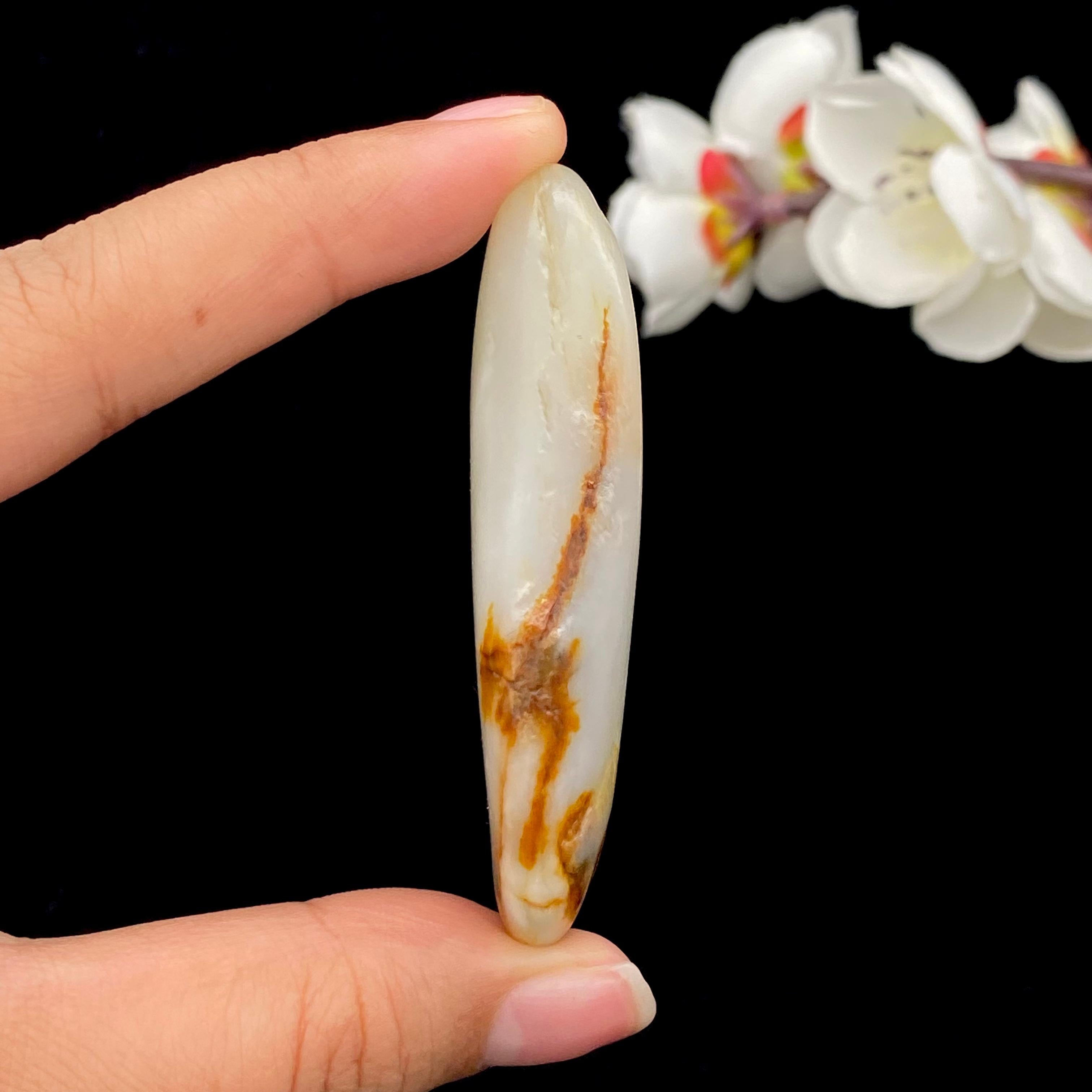 和田玉黄皮籽料挂件（44.2g）