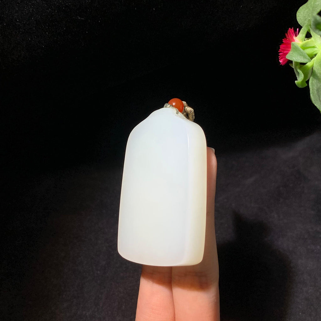 高品质和田羊脂白玉无事牌（52.6g）