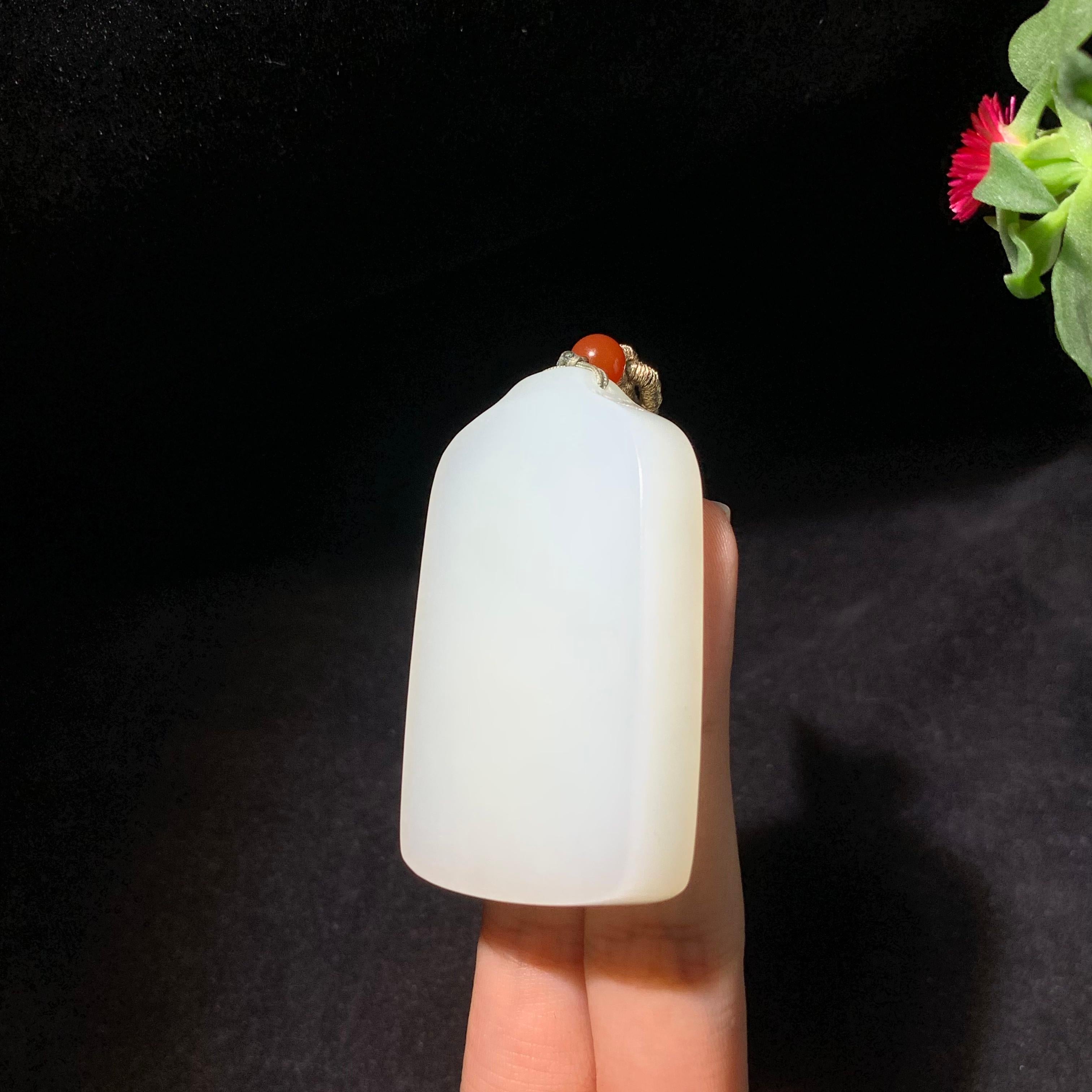高品质和田羊脂白玉无事牌（52.6g）