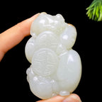 和田玉籽料貔貅把件