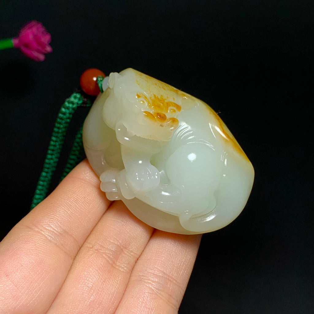 收藏级新疆和田玉籽料貔貅手把件（97.0g）