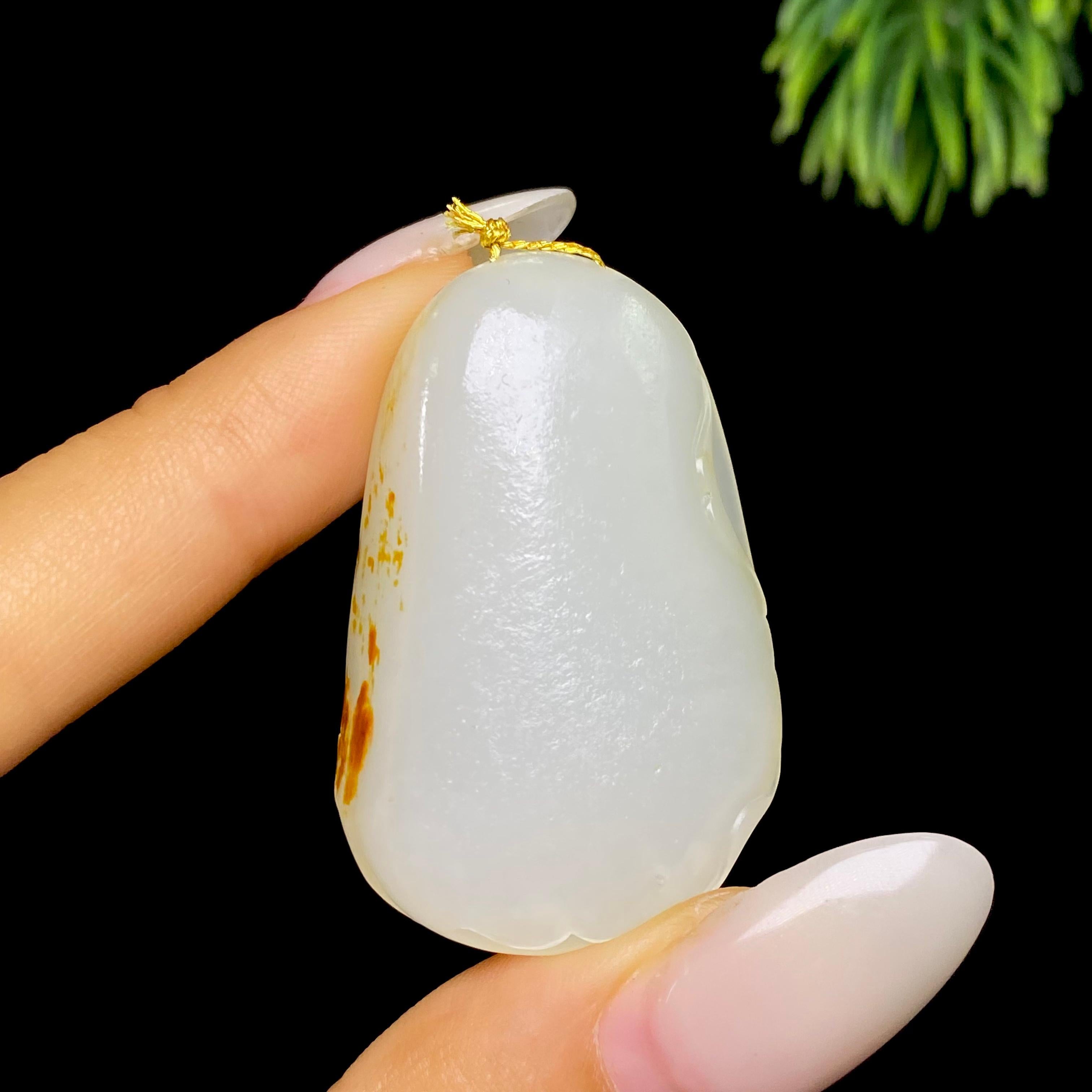 和田玉籽料佛公（17.9g）