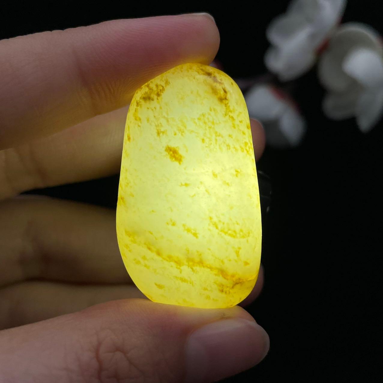 和田玉洒金皮籽料（19.5g）