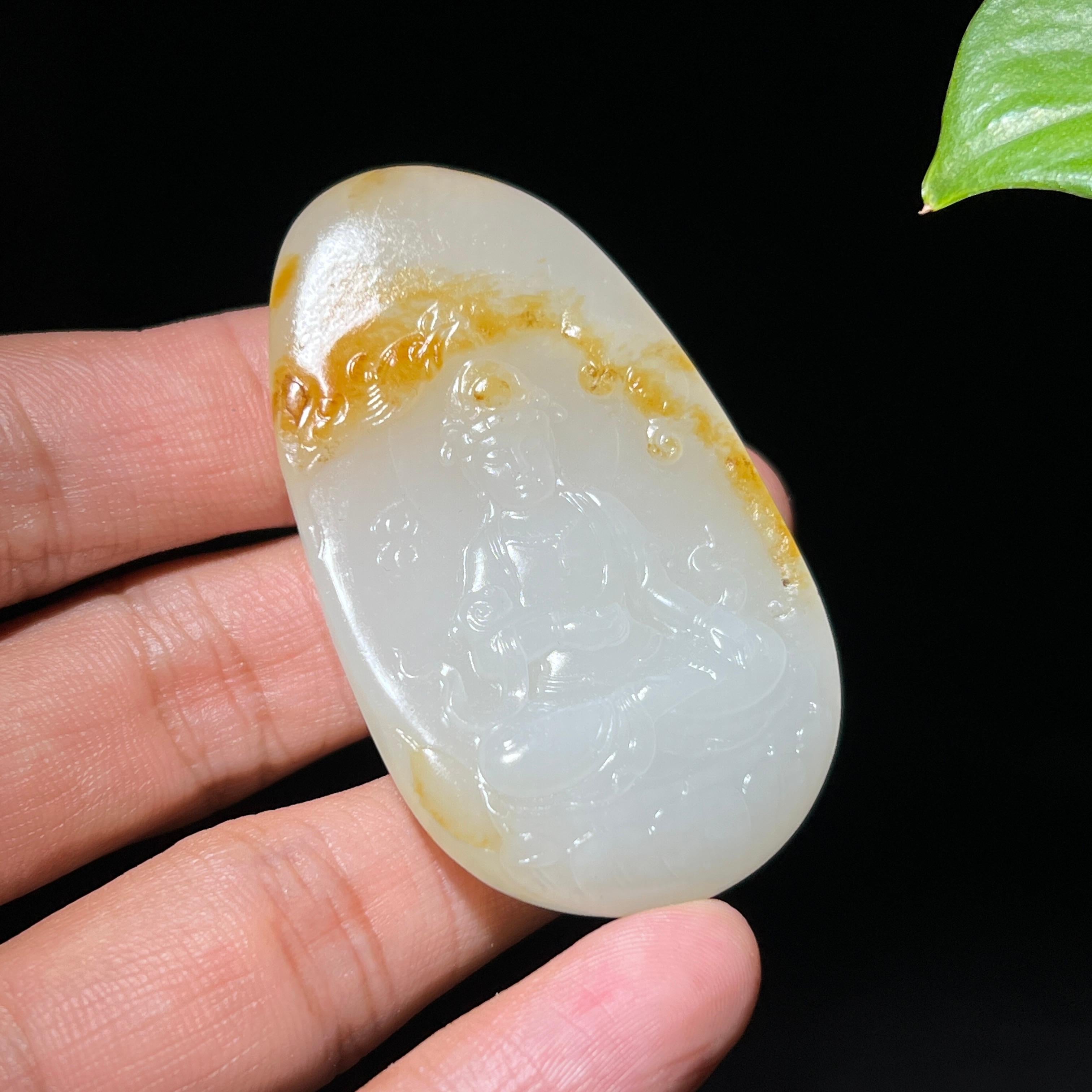 和田玉籽料洒金皮观音牌子（40.3g）