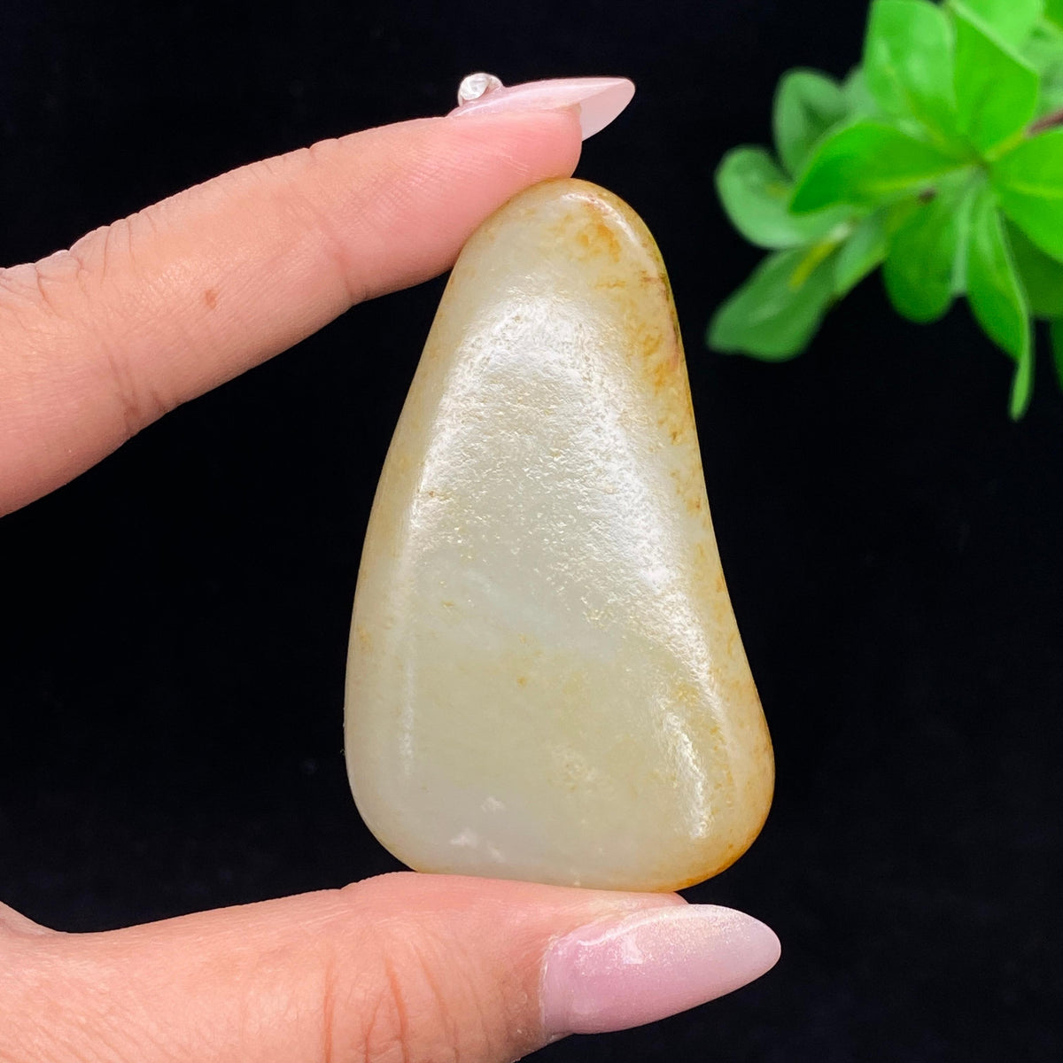 和田玉洒金皮籽料手把件（66.3g）